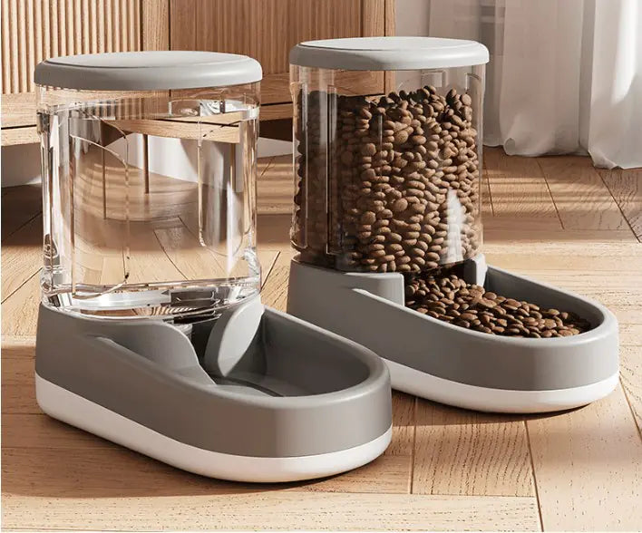 Pet Water Dispenser with Adjustable Flow Control