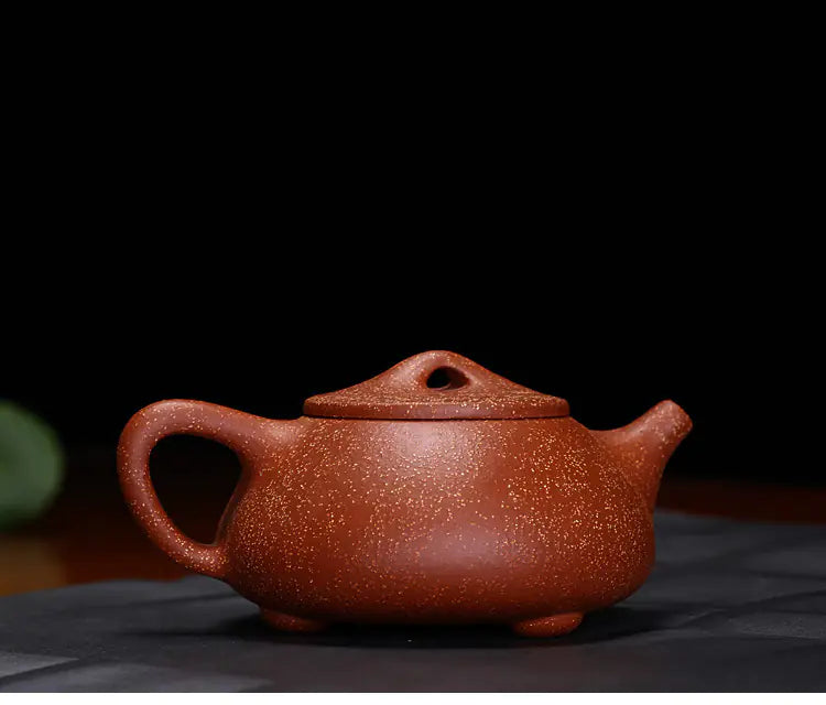 Yixing Teapot with Original Dragon Blood Clay Material